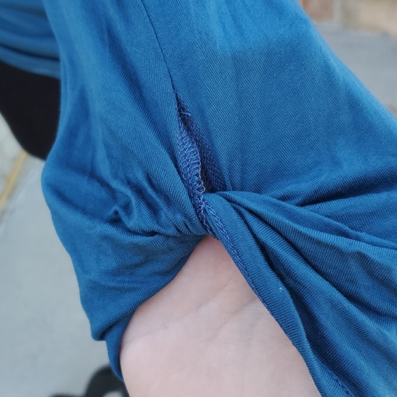 5 for $25 teal top with hook eye closure - Picture 2 of 4